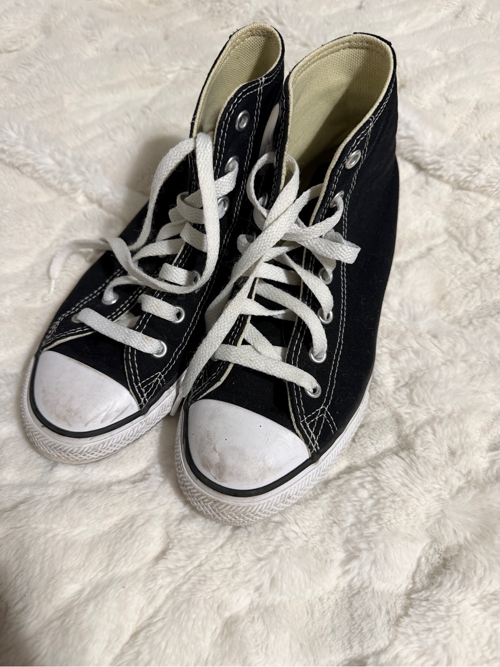 Converse Kids High Top Sneakers Black and White Lace-Up